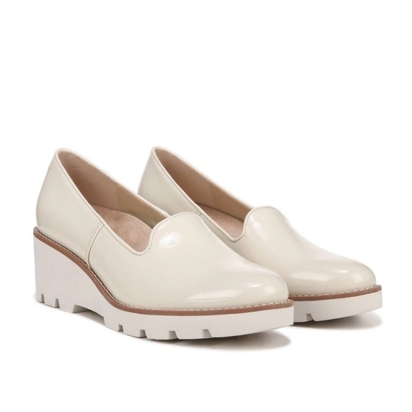 Vionic Willa Cream Wedge Slip-on Loafers 8 NEW - Picture 3 of 4